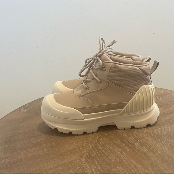 UGG NEUMEL X SAND Color Waterproof LEATHER ANKLE BOOTS WOMEN'S SIZE US 9. NEW - Picture 7 of 7